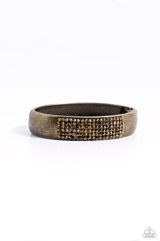 ​Record-Breaking Bling - Brass - Paparazzi Bracelet Image