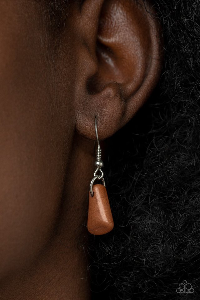 Mojave Empress - Brown - Paparazzi Necklace Image