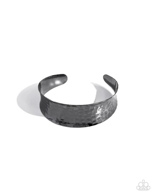 Urban Ore - Black - Paparazzi Bracelet Image