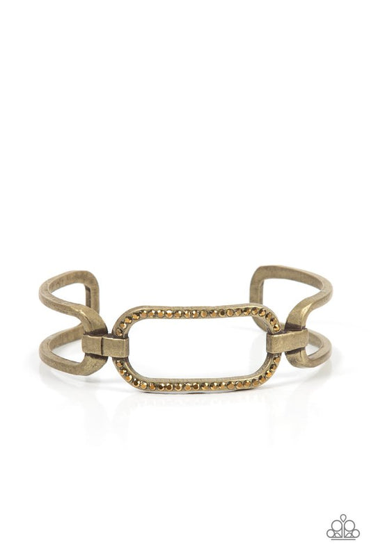 Civic Chic - Brass - Paparazzi Bracelet Image