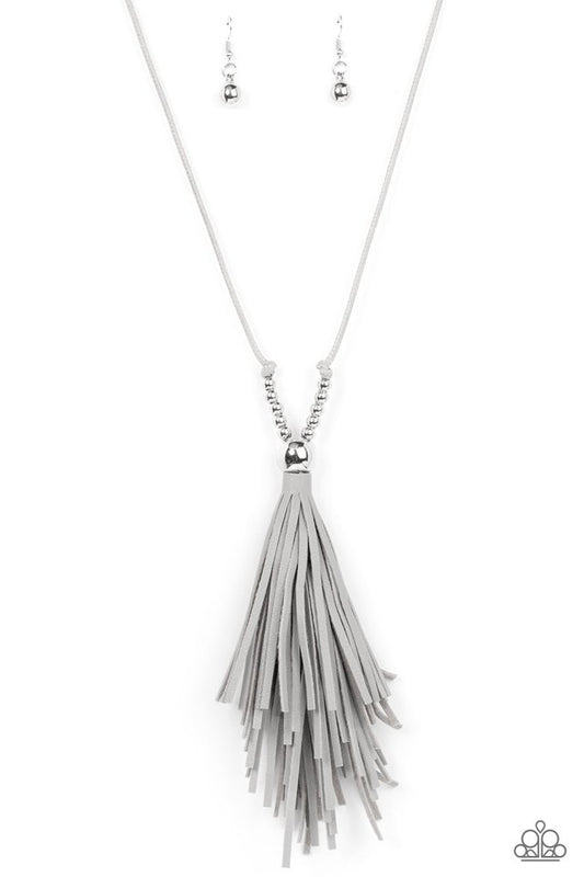 A Clean Sweep - Silver - Paparazzi Necklace Image