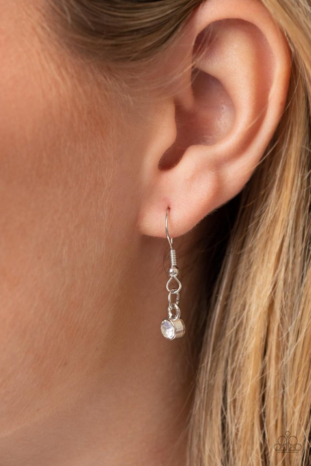 Flauntable Flamboyance - Black - Paparazzi Necklace Image