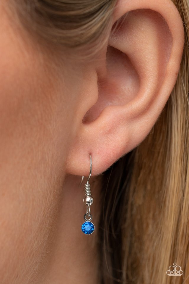 Minimal EFFORTLESS - Blue - Paparazzi Necklace Image