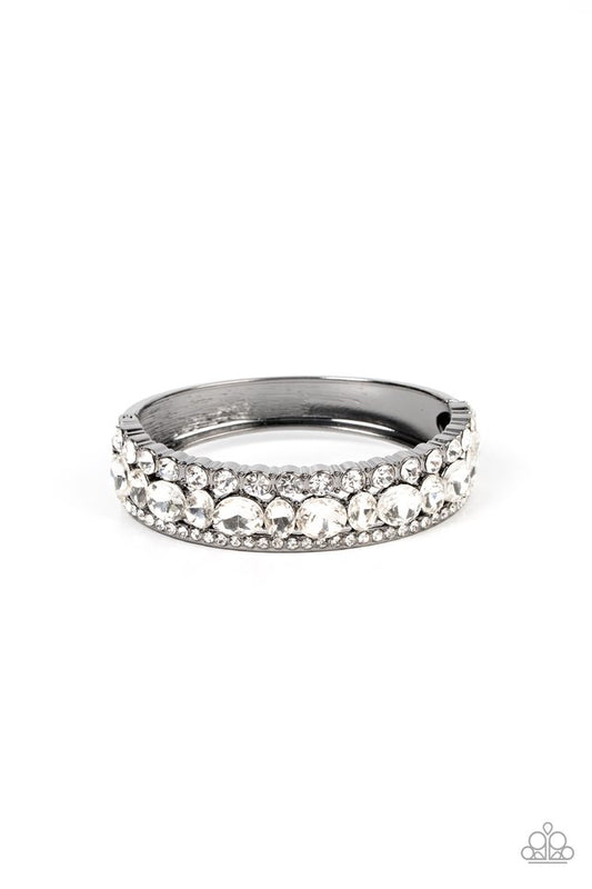 Mega Megawatt - Black - Paparazzi Bracelet Image