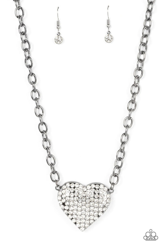 Paparazzi Necklace ~ Heartbreakingly Blingy - White