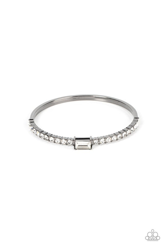 Party Crashing Couture - Black - Paparazzi Bracelet Image