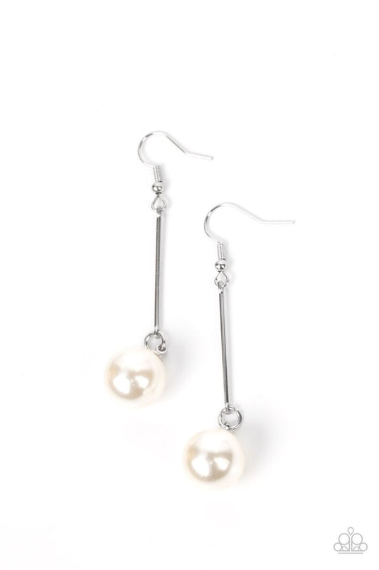 Pearl Redux - White - Paparazzi Earring Image