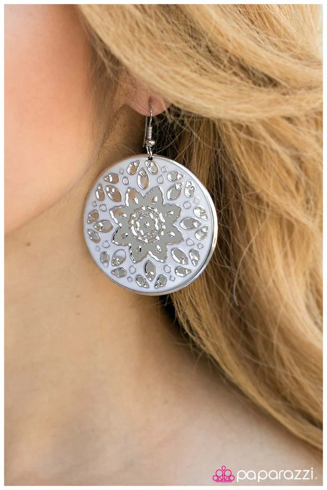 Pendiente Paparazzi ~ Todo lo bello y brillante - Blanco