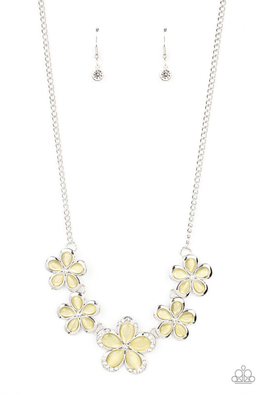 Garden Daydream - Yellow - Paparazzi Necklace Image