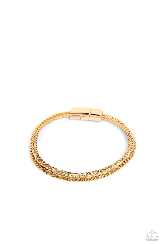 Cable Train - Gold - Paparazzi Bracelet Image