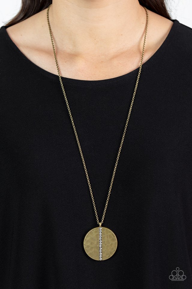 Paparazzi Necklace ~ Token of My Gratitude - Brass – Paparazzi