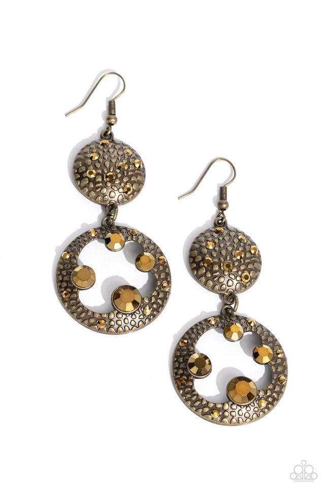 Eastern Entrada - Brass - Paparazzi Earring Image