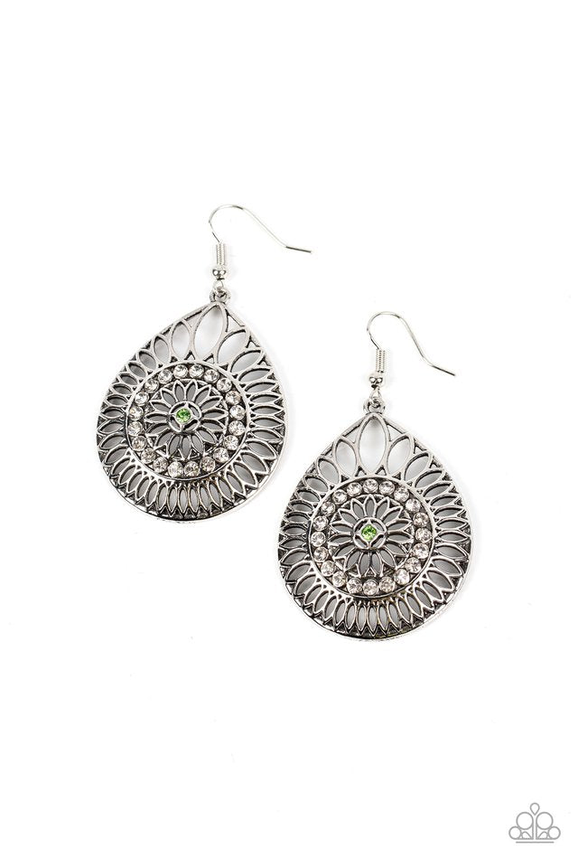 Summer Sojourn - Green - Paparazzi Earring Image