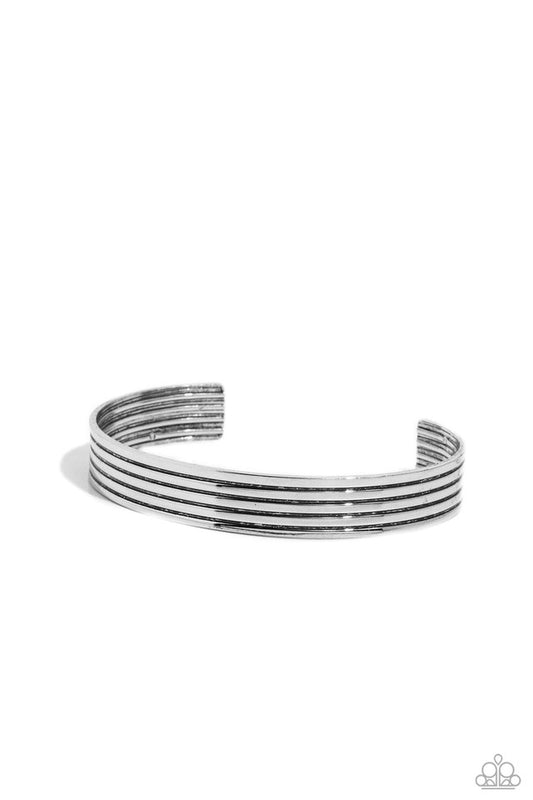 Metro Lineman - Silver - Paparazzi Bracelet Image
