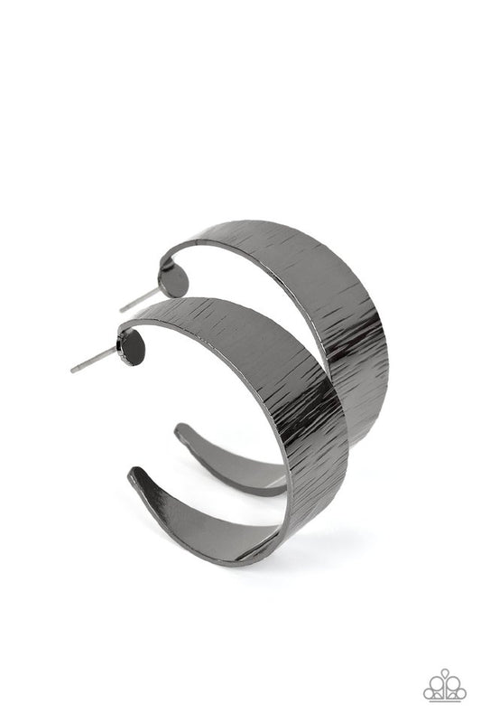 Lecture on Texture - Black - Paparazzi Earring Image