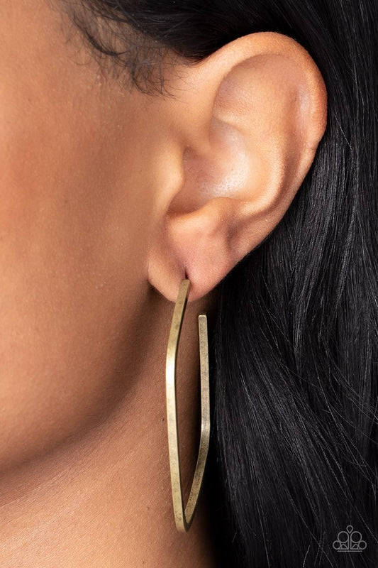 Major Flex - Brass - Paparazzi Earring Image
