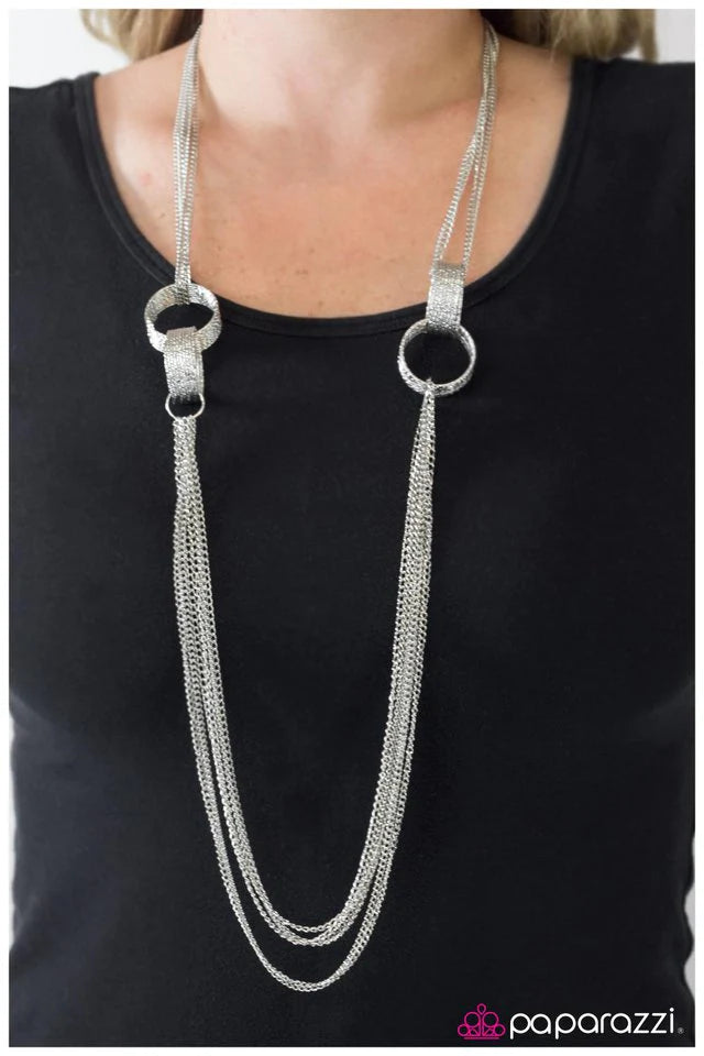 Collar Paparazzi ~ Make Believe - Plata