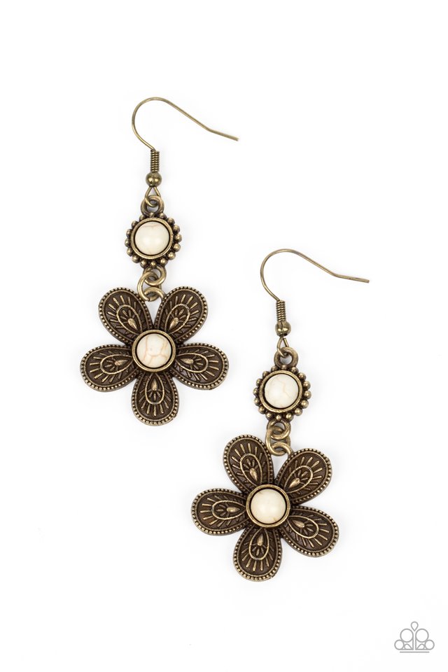 Free-Spirited Flourish - Brass - Paparazzi Earring Image