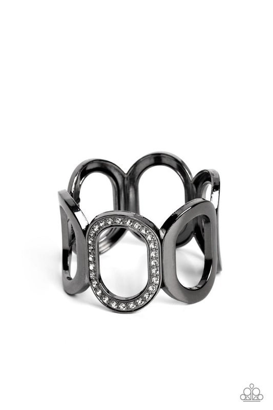 Opulent Ovals - Black - Paparazzi Bracelet Image
