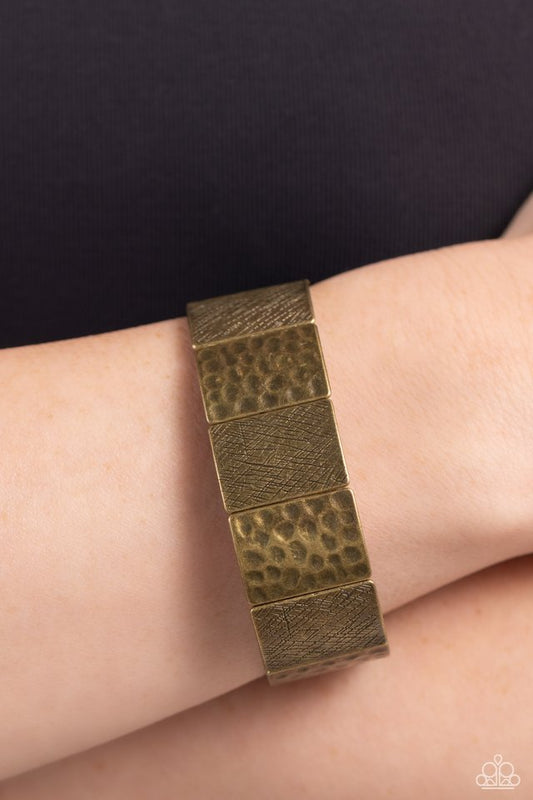 Textured Traveler - Brass - Paparazzi Bracelet Image
