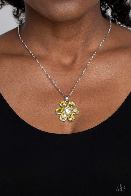 Fancy Flower Girl - Yellow - Paparazzi Necklace Image