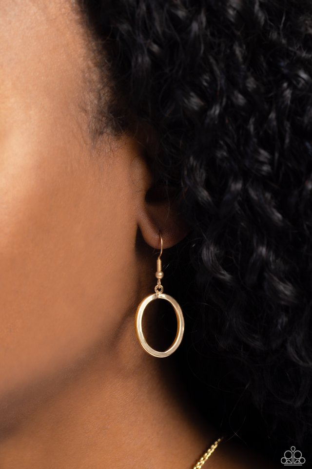 Limelight Lead - Gold - Paparazzi Necklace Image