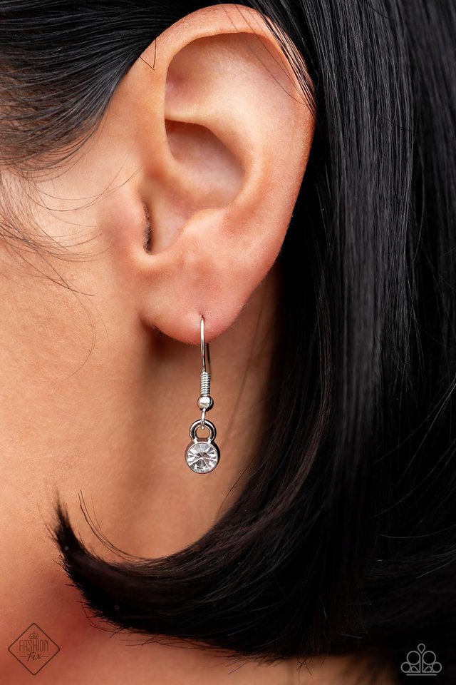 Gatsby Gallery - White - Paparazzi Necklace Image