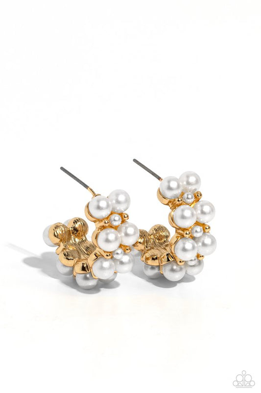 White Collar Wardrobe - Gold - Paparazzi Earring Image