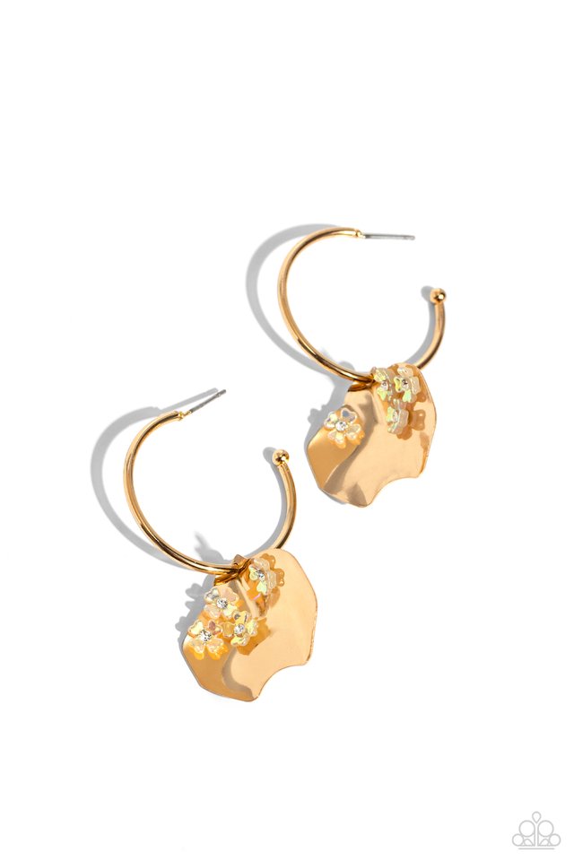 Majestic Mermaid - Gold - Paparazzi Earring Image