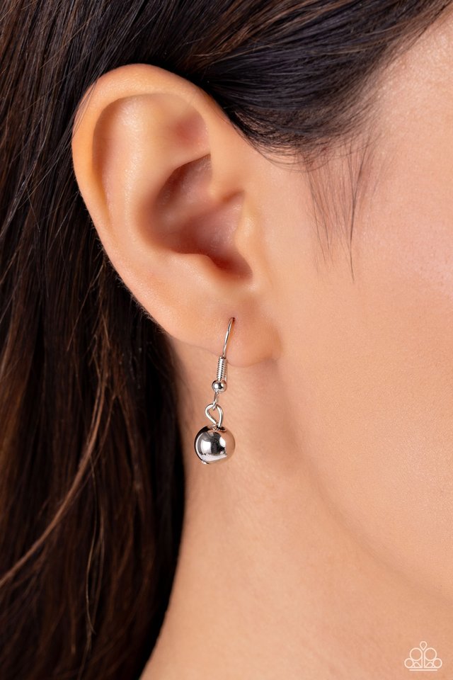 Devoted Daze - Green - Paparazzi Necklace Image