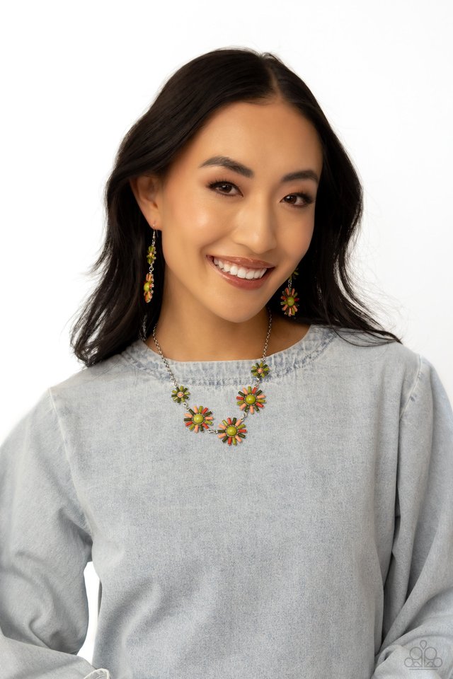 SUN Wild - Green - Paparazzi Earring Image