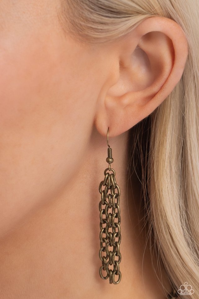 Emphatic Edge - Brass - Paparazzi Necklace Image