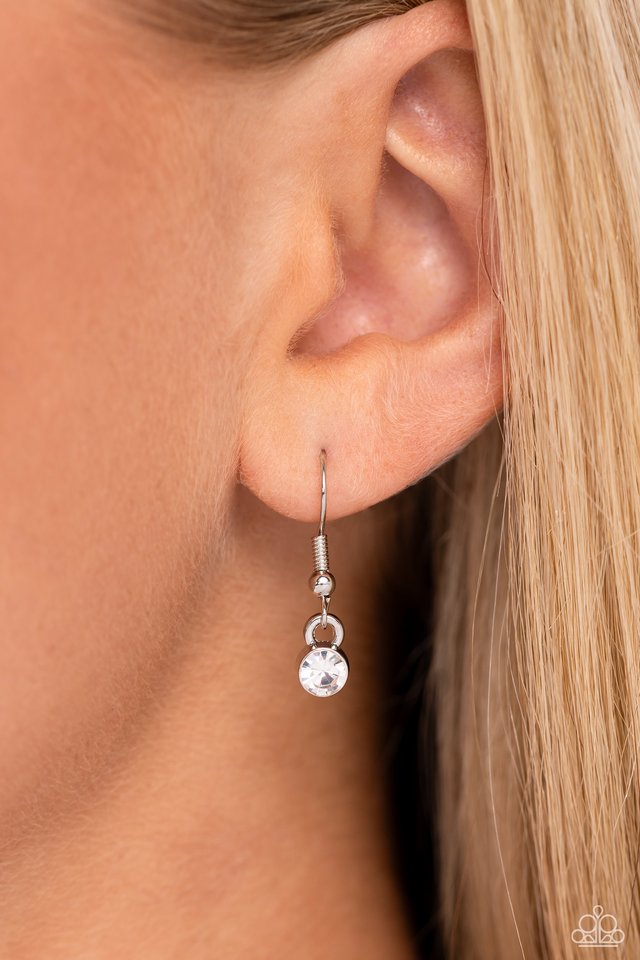 Al-ROSE Ready - Red - Paparazzi Necklace Image