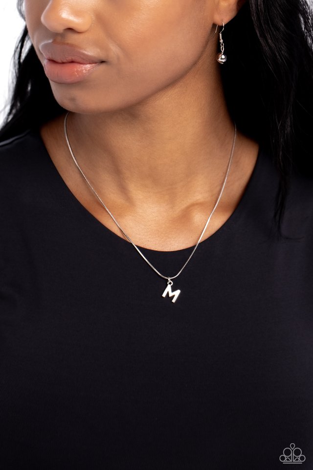 Paparazzi Necklace ~ Seize the Initial - Silver - M – Paparazzi