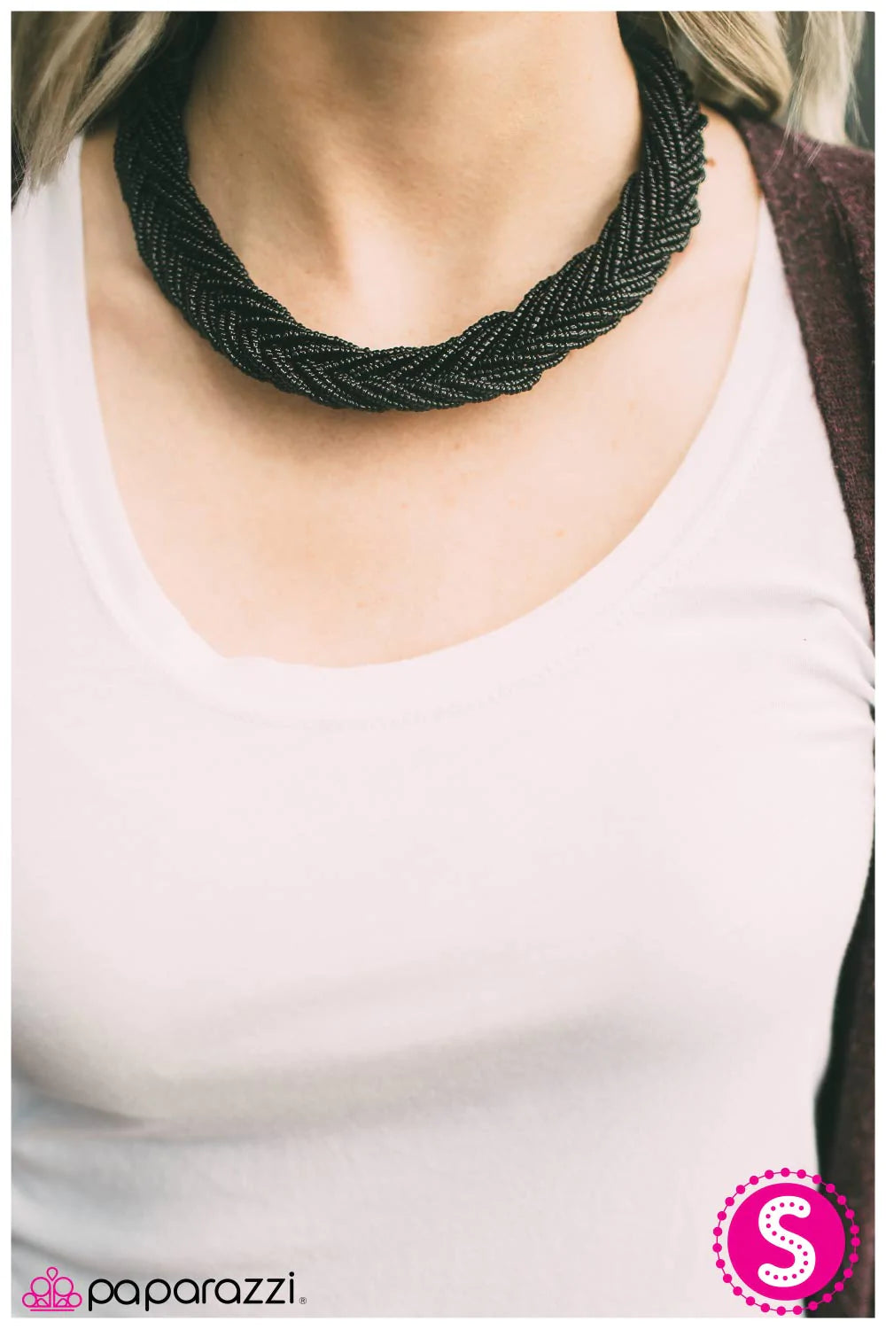Collar Paparazzi ~ Todo lo que tienes es amor - Negro