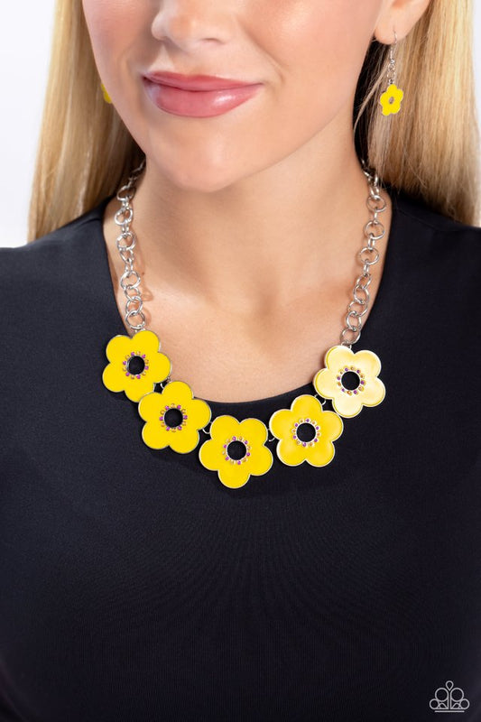 Cartoon Couture - Yellow - Paparazzi Necklace Image