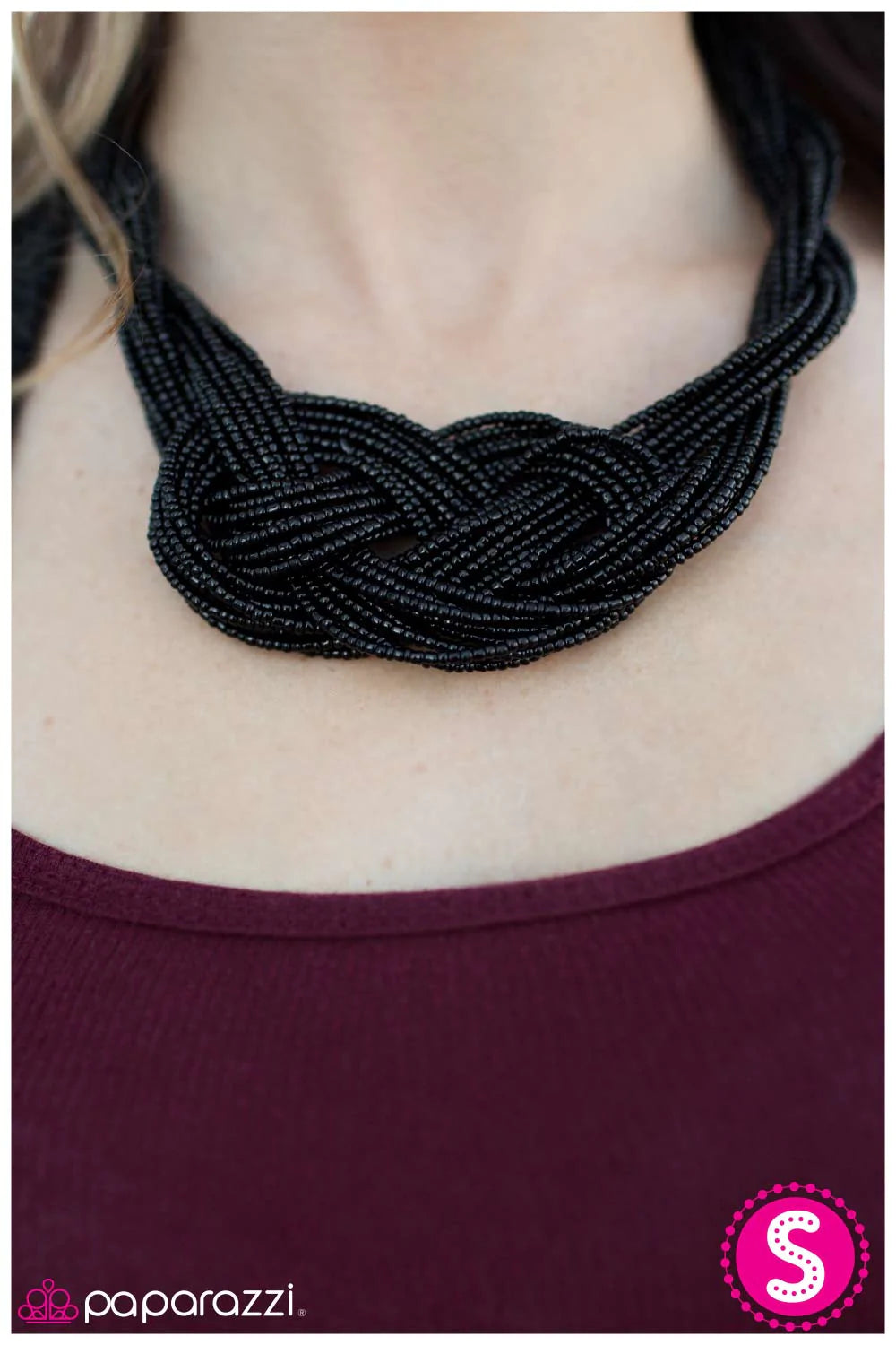 Collar Paparazzi ~ Ovación de pie - Negro