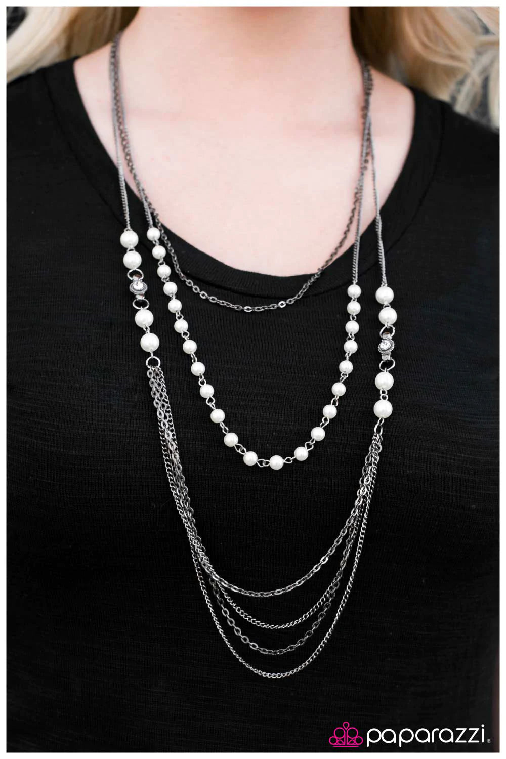 Paparazzi Necklace ~ Rodeo Drive - White