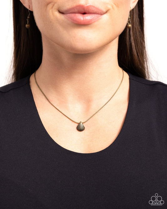 Seashell Simplicity - Brass - Paparazzi Necklace Image