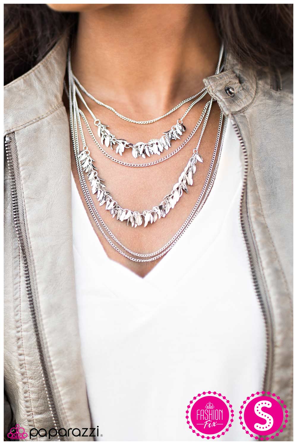 Paparazzi Necklace ~ A Craving for Chaos - Silver