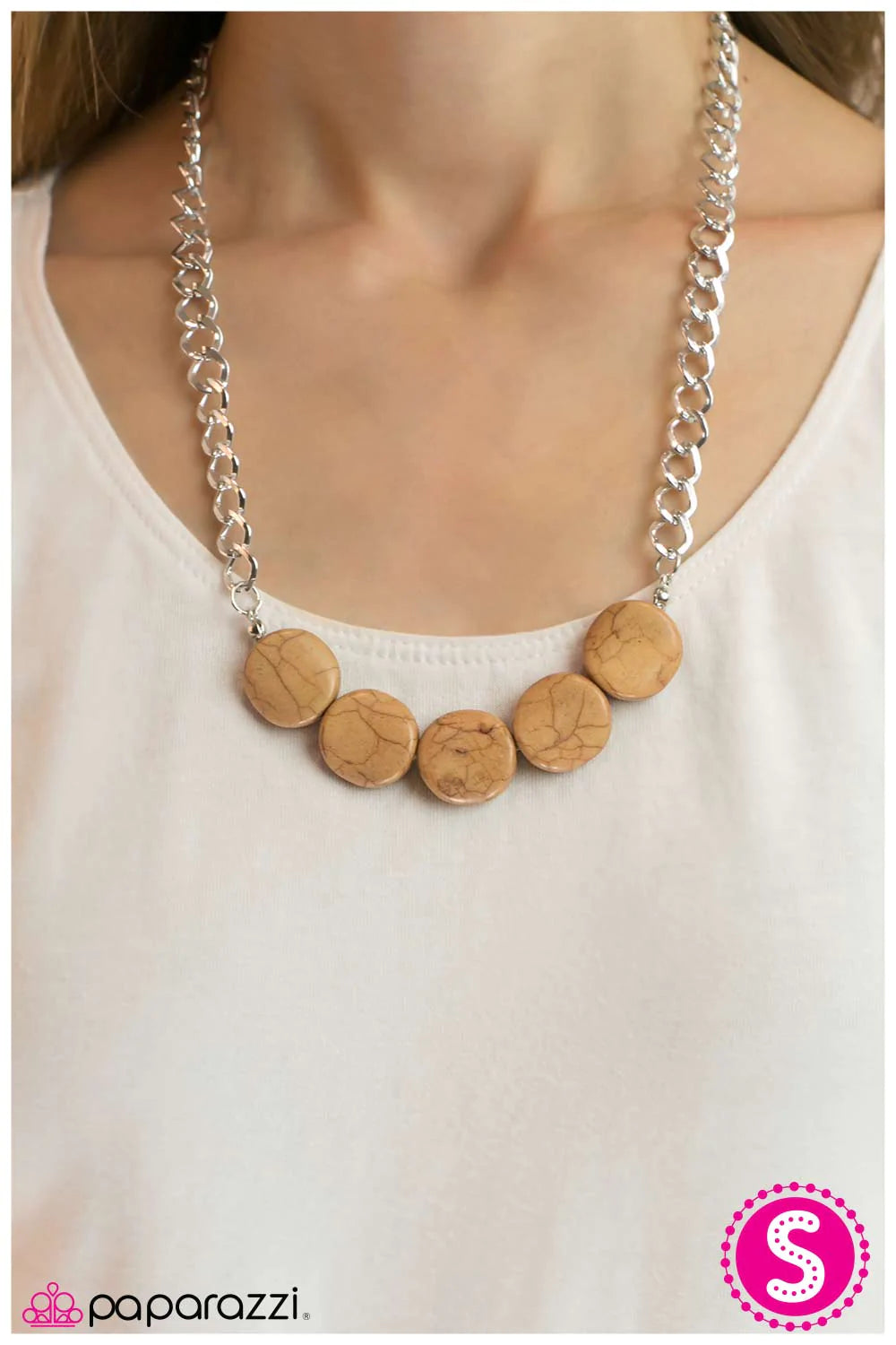 Collar Paparazzi ~ Bailando con lobos - Amarillo