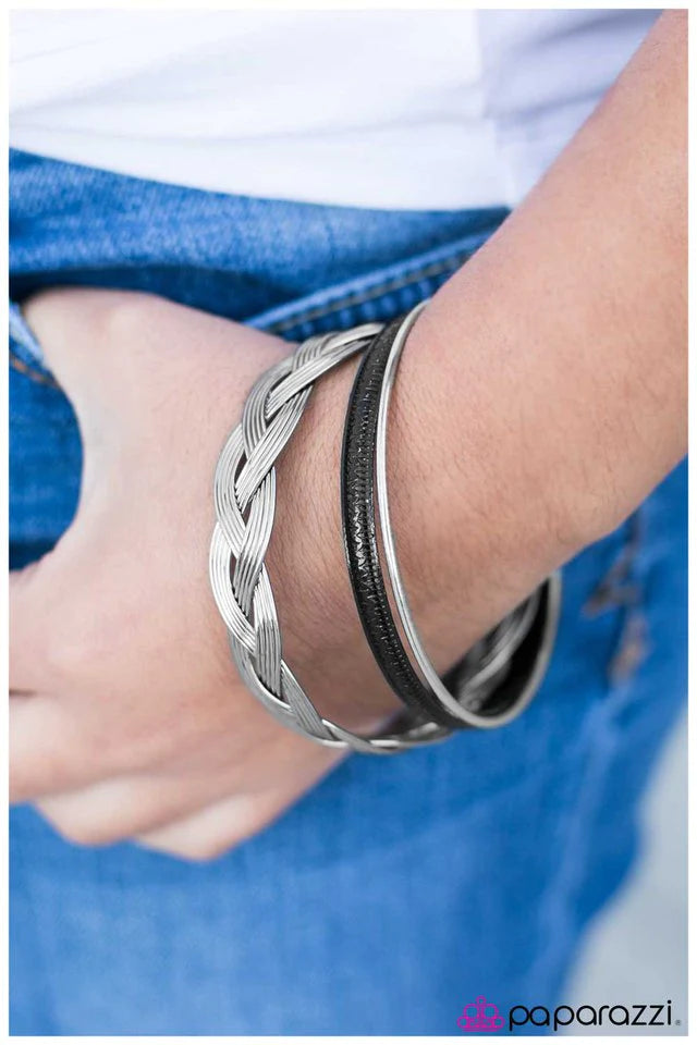 Paparazzi Bracelet ~ A BRAID New World - Black