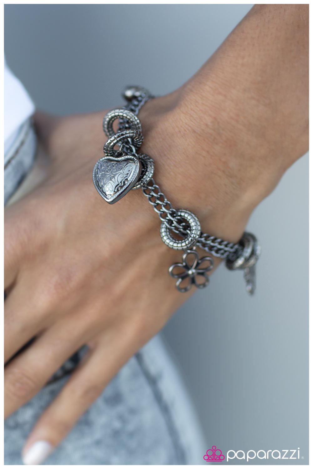 Pulsera Paparazzi ~ Enciende el amuleto - Negro