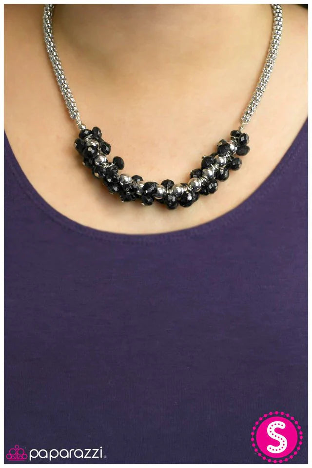 Collar Paparazzi ~ No me hagas sonrojar - Negro