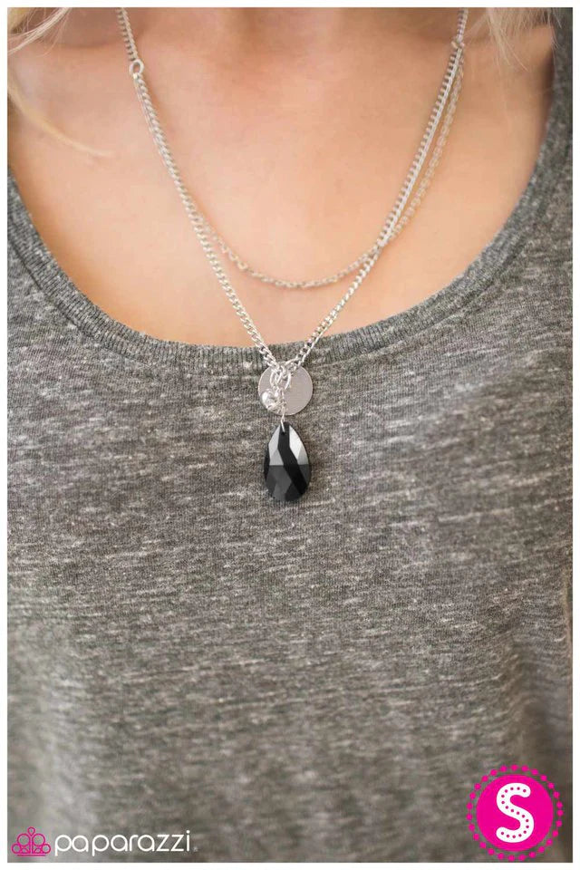 Paparazzi Necklace ~ Viva Las Vegas - Black