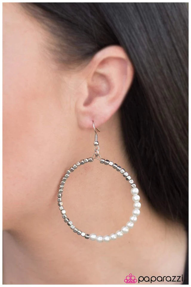 Paparazzi Earring ~ Now Youre Talkin - White