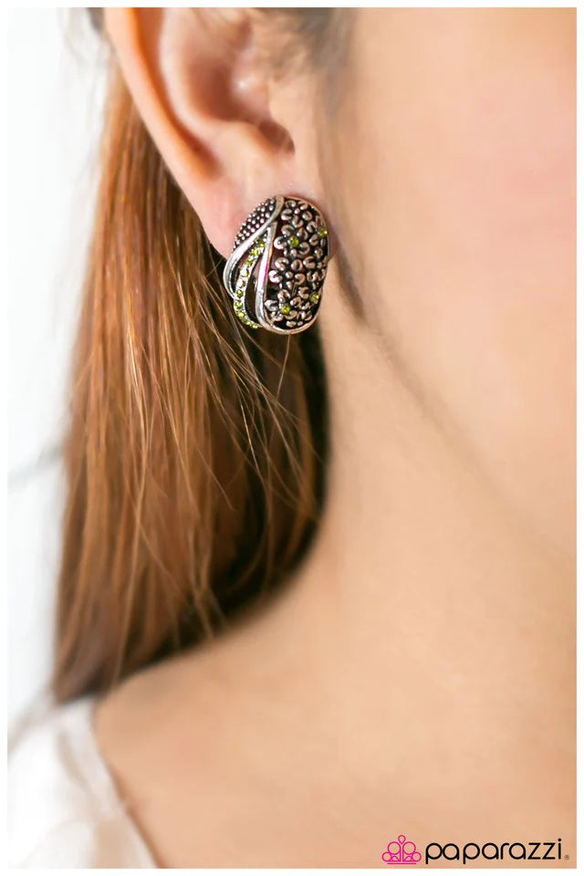 Pendiente Paparazzi ~ Cómo va la historia - Verde