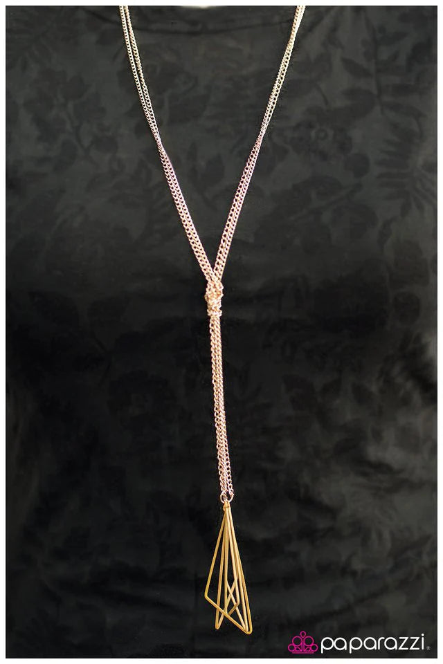 Collar Paparazzi ~ Forma de lo que vendrá - Amarillo