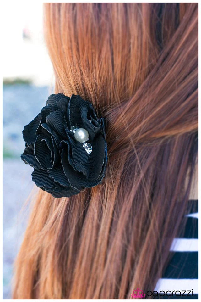 Paparazzi Hair Accessories ~ Compare and Contrast - Black