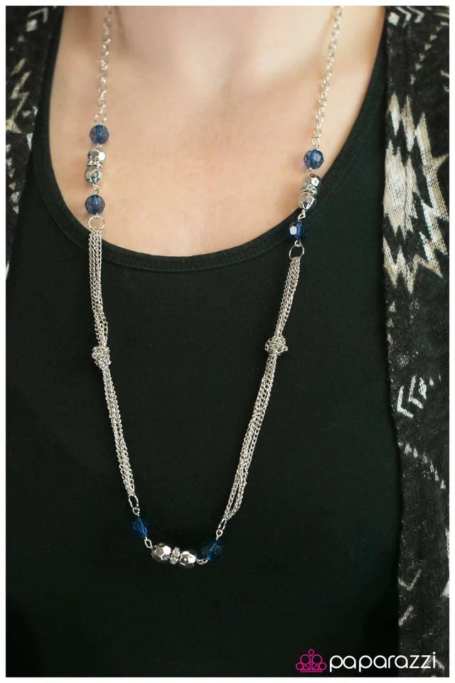 Collar Paparazzi ~ Toda arreglada - Azul